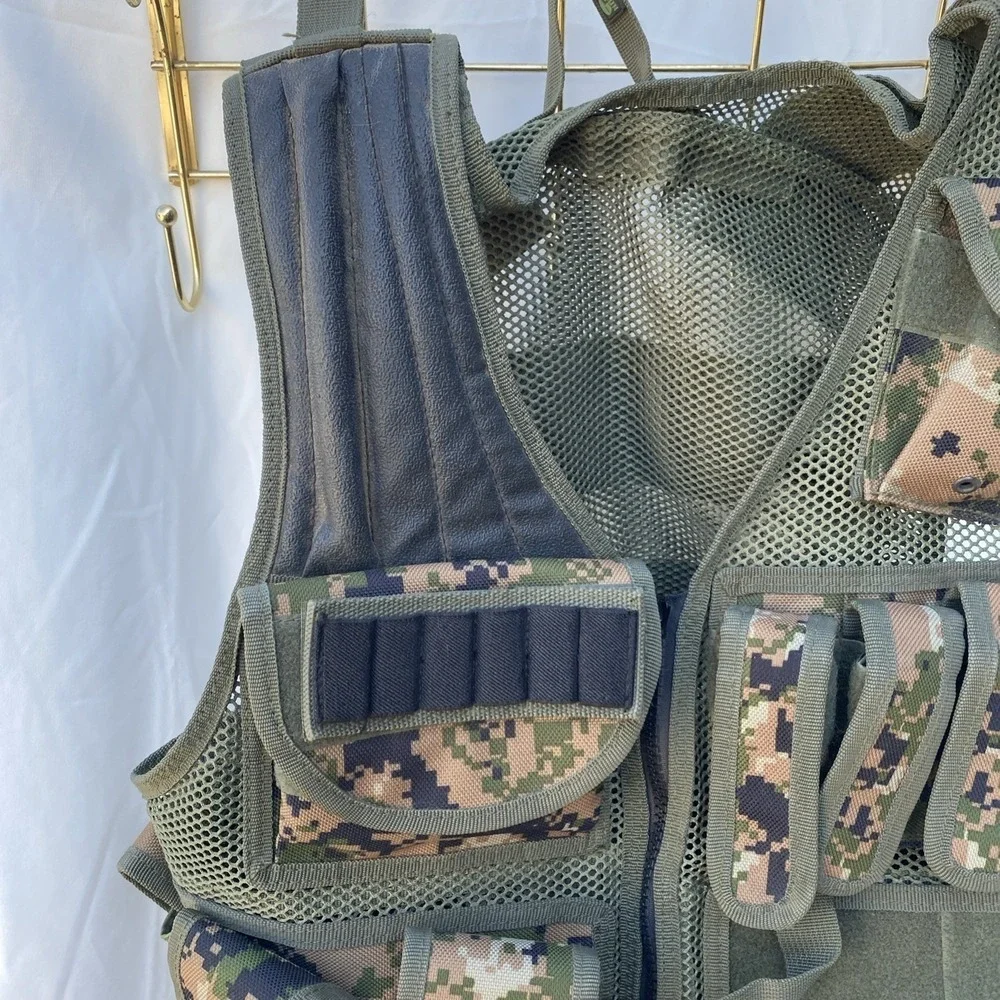 Military Combat Vest Digital Pattern‎ Multipule Pockets Gun Holster Clip Pockets